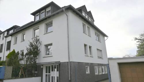 seitliche Hausansicht - Mehrfamilienhaus, Wohnhaus in Essen / Überruhr-Hinsel