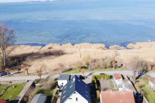 Grundstück am Wasser - 4 Zimmer Einfamilienhaus in Glowe