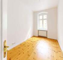 Altbaucharme in Kreuzberg: 2-Zimmer-Wohnung im Denkmal mit Dielen nahe Spree - Berlin