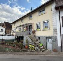 Umfangreich saniertes Haus in Gehrweiler