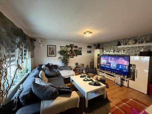 Wohnzimmer - 6 Zimmer Einfamilienhaus zum Kaufen in Gehrweiler