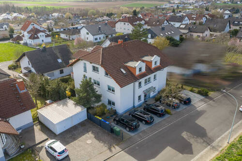 04_Frontansicht 3 - Etagenwohnung mit 88,20 m&sup2; in Langgöns zum Kaufen