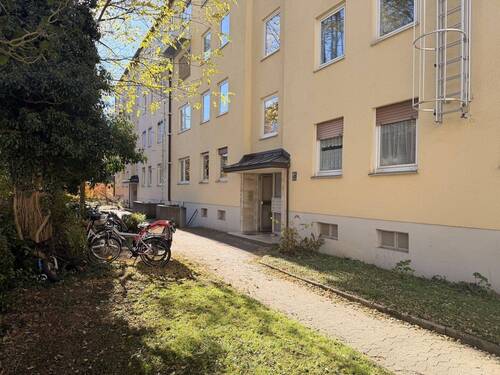 Außenansicht - 3 Zimmer Etagenwohnung zum Kaufen in München