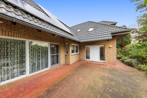 3 - 7 Zimmer Einfamilienhaus zum Kaufen in Schönefeld