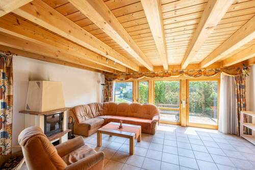 Wohnbereich - 5 Zimmer Doppelhaushälfte zum Kaufen in Kaisersbach