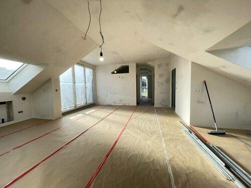 Wohnen/Essen/Küche - 3 Zimmer Etagenwohnung zur Miete in Lauf