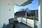 Balkon mit West-Sonne - 