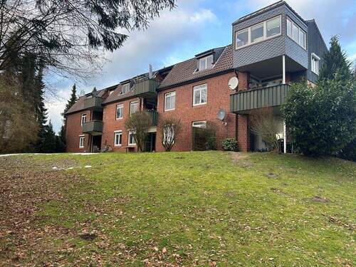 Rückansicht - Gemütliche 3 Zimmer-Dachgeschosswohnung ruhig gelegen, nahe am Zentrum von Buchholz