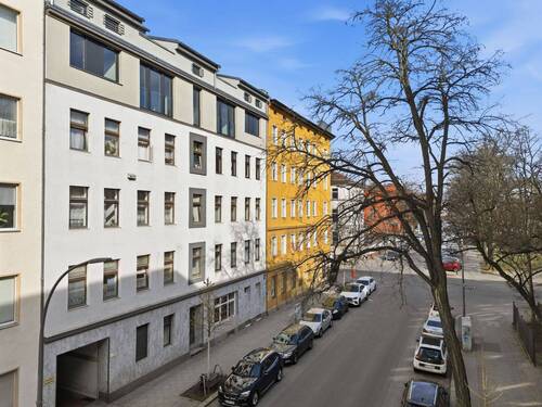 Hausansicht - 3 Zimmer Etagenwohnung zur Miete in Berlin