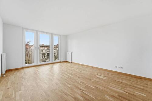 Wohnzimmer - Etagenwohnung mit 83,80 m&sup2; in Berlin zur Miete