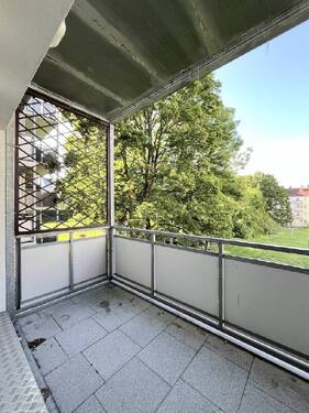 Balkon - 2 Zimmer Etagenwohnung in Chemnitz