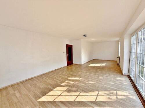 Wohn- und Essbereich - 