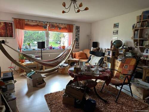 Wohnzimmer - 3 Zimmer Etagenwohnung in Eschborn