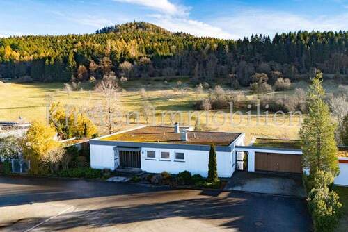 Ansicht-II - 8 Zimmer Bungalow in Balingen