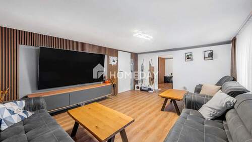 1. OG Wohnzimmer 2 - 7 Zimmer Einfamilienhaus zum Kaufen in Scheer