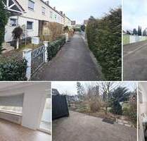 Nürnberg-Süd - charmantes, renovierungsbedürftiges RMH in ruhiger Lage - 3 Etagen, Terrasse, Balkon, Garten, Keller, Einzelgarage