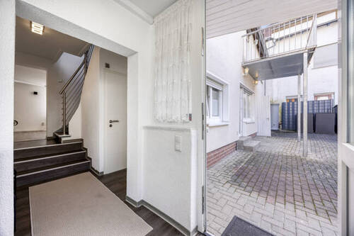 02_ EG Flur - 5 Zimmer Einfamilienhaus in Wetzlar