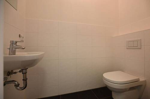 WC - 