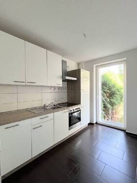 Küche mit Einbauküche - 2 Zimmer Etagenwohnung zur Miete in Chemnitz