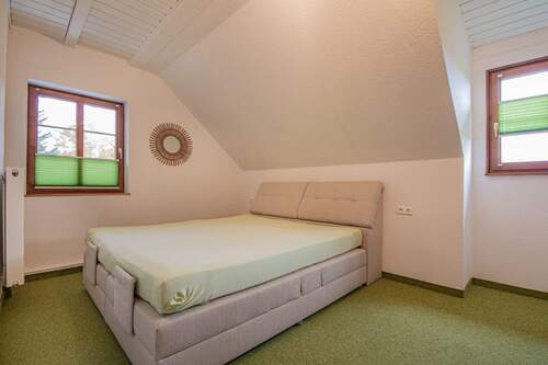 Schlafzimmer DG - 