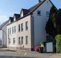 Gemütliche, helle Dachgeschosswohnung! Sofort frei! - Elmshorn