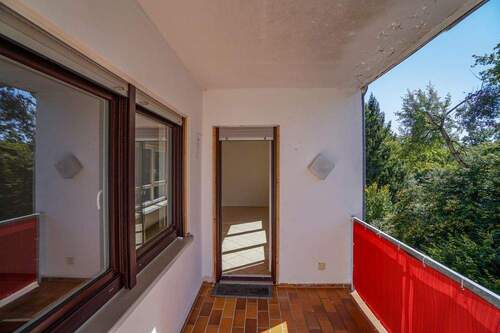 Überdachter Balkon - Etagenwohnung mit 81,00 m&sup2; in Wald-Michelbach zum Kaufen