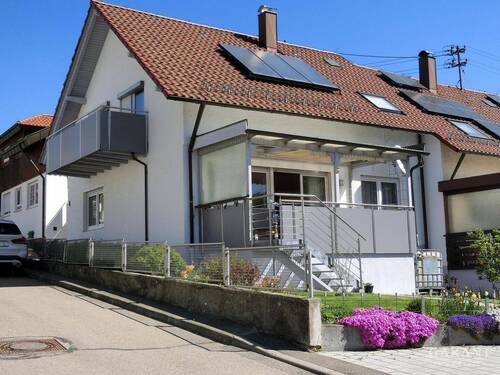 CIMG1777.1 - Modernisiertes Einfamilienhaus in traumhafter Umgebung, inkl. Einbauküche und Garage