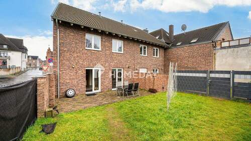 Außenansicht 1 - 4 Zimmer Doppelhaushälfte in Übach-Palenberg