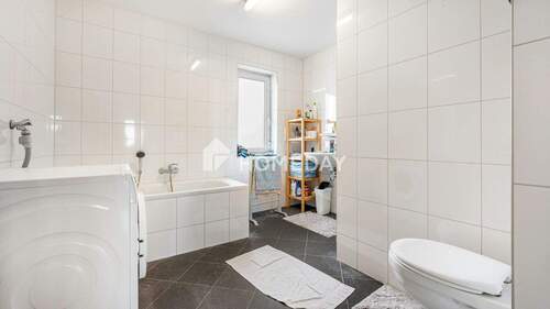 1. OG Badezimmer 1 - 