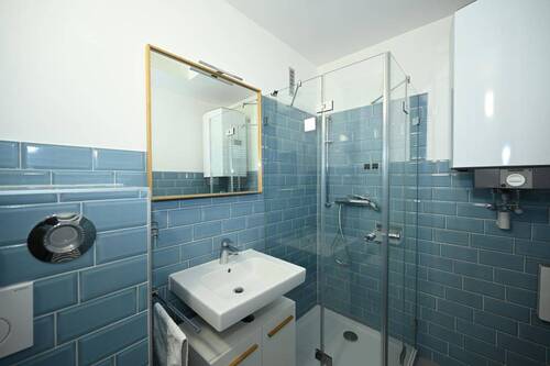 Renoviertes Tageslichtbad - 