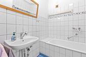 Badezimmer, innenliegend - 
