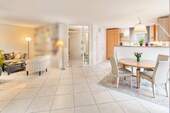 Wohnbereich - 5 Zimmer Doppelhaushälfte in München