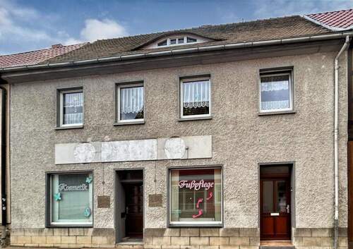 Ansicht Straßenseite - Wohn- und Geschäftshaus im Zentrum von Wiehe