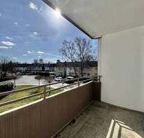 Helle 3-Zimmer-Wohnung mit Balkon und Tiefgaragenstellplatz in Quickborn