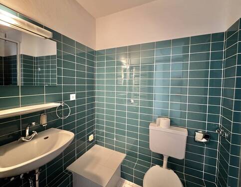 Bad 2 - 3 Zimmer Etagenwohnung zum Kaufen in Quickborn