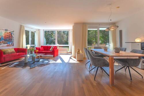 Blick vom Flur in den Wohn- und Essbereich - 