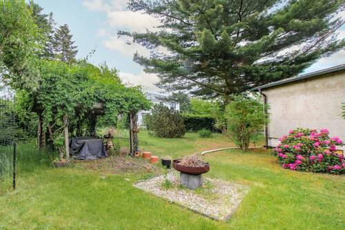 Feuerstelle und Pavillion - 