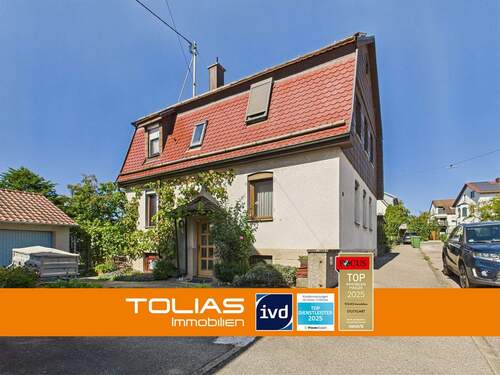 Titelbild - Ein Dach für Generationen - Zweifamilienhaus zwischen Stadt und Natur mit großem Garten inkl. Anbau