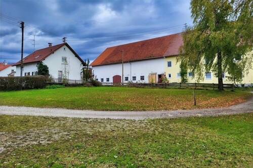 Gartenfläche - 7 Zimmer Bauernhaus, Landhaus in Lamerdingen