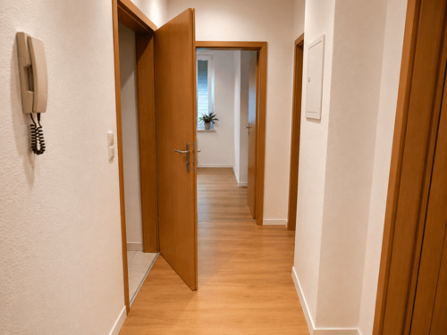 Flur - 2 Zimmer Etagenwohnung in Neukirchen/Erzgebirge