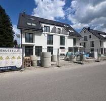 Gemütliche NEUBAU-Dachgeschosswohnung über zwei Etagen, Speichergeschoss, Terrasse und Balkon - München Feldmoching-Hasenbergl
