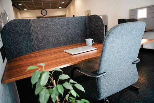 Schreibtischplätze - 