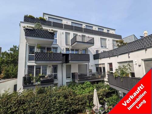 Verkauft - VERKAUFT! 4,5-Zi.-Whg. mit Einbaukü., 2 Balkonen, ca. 22 m² Dachterr. u. 2 Badern am östl. Altstadtrand