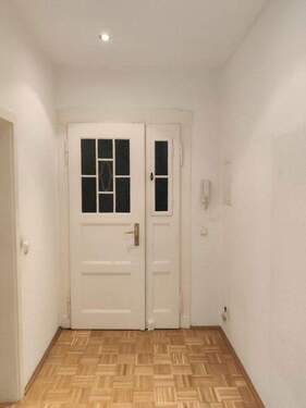 Eingang - Studium Ausbidung?Die passende Wohnung gibt es hier! 1,5 ZKB+Balkon+saniert für SIE!