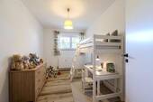 Kinderzimmer, KI - 2 Zimmer Etagenwohnung zum Kaufen in Asperg