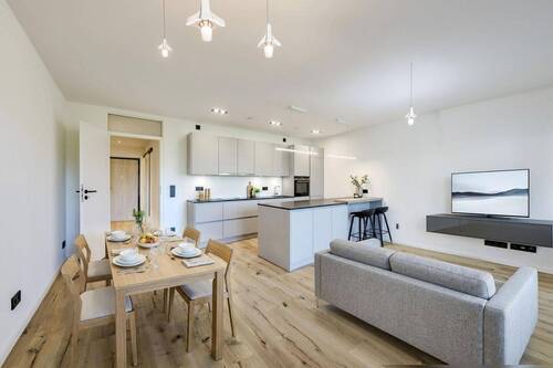Wohnbereich/Essküche, KI - 2 Zimmer Etagenwohnung in Asperg