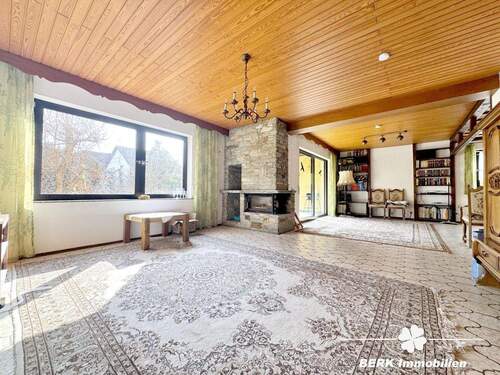 Wohnzimmer - 6 Zimmer Einfamilienhaus in Mainaschaff