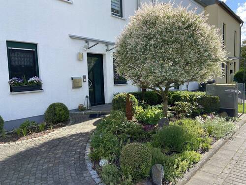 Hausansicht - 5 Zimmer Reihenendhaus zur Miete in Apfelstädt / Ermstedt