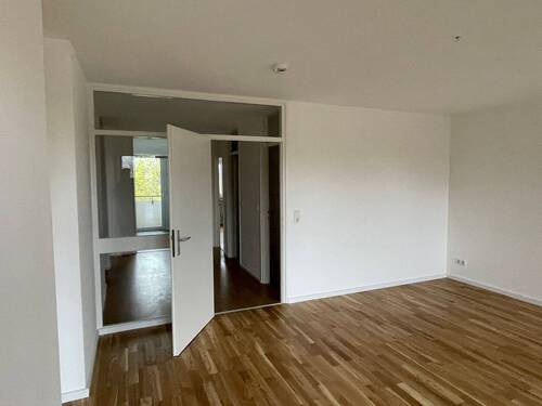 Wohnzimmer (7).jpeg - Etagenwohnung mit 97,00 m&sup2; in Nürnberg zur Miete