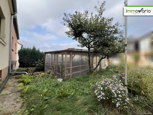 Carport/ Vorgarten - 